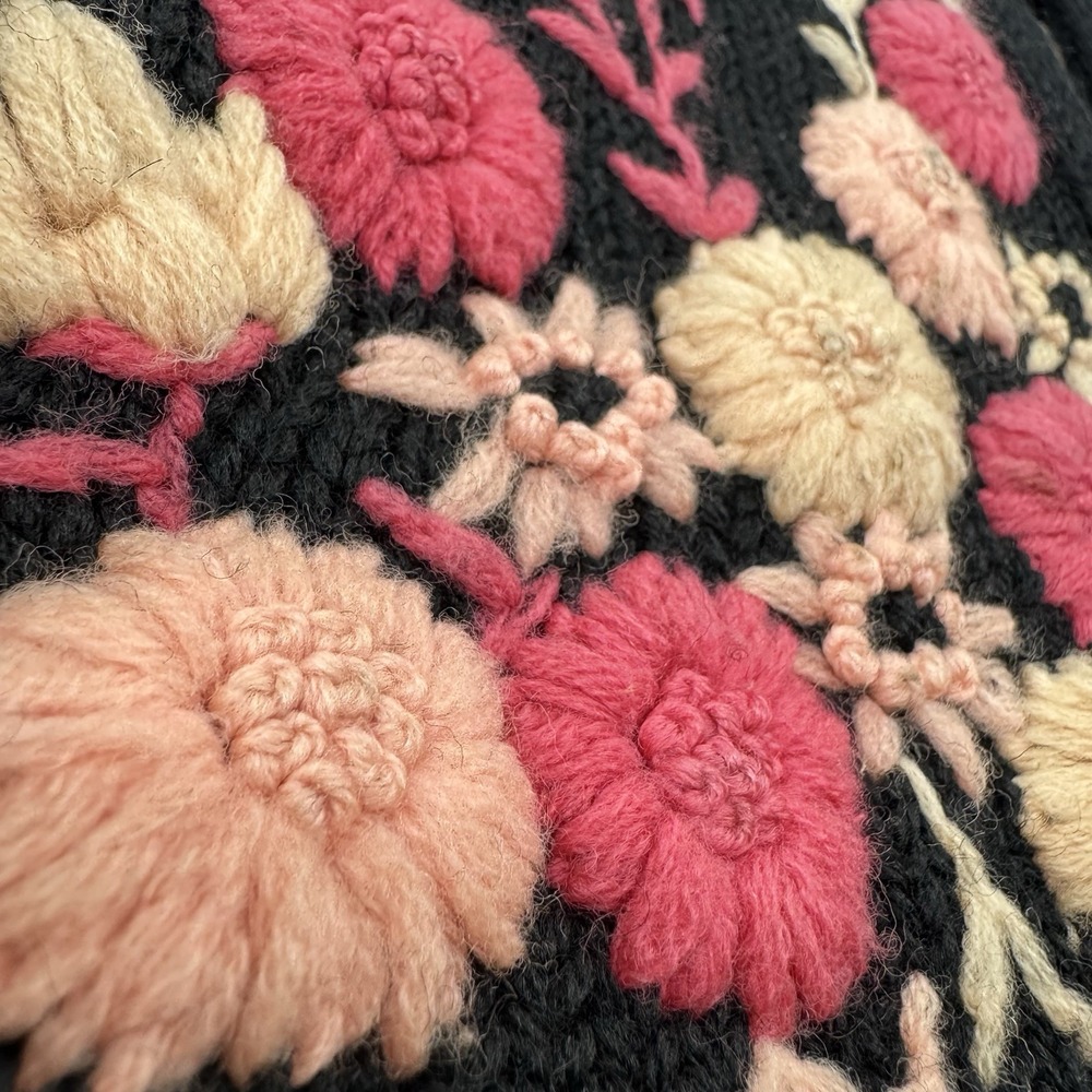 Vtg Elsie Tu Cardigan Sweater L Cottage Whimsigoth Grandma Chunky Hand Embroider - Picture 6 of 6